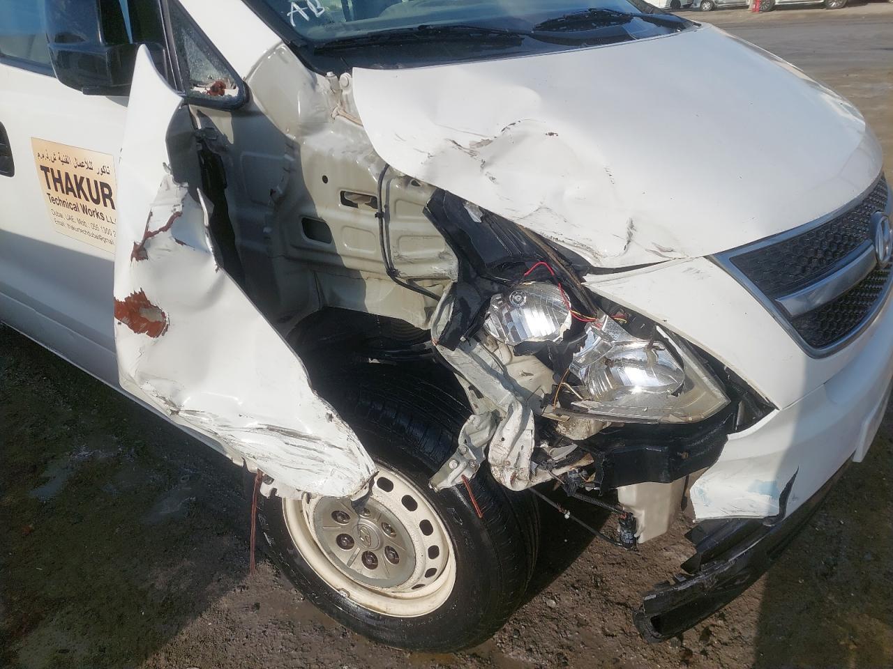 KMJWA37R3EU625046 - 2014 Hyundai H1 - #87518935