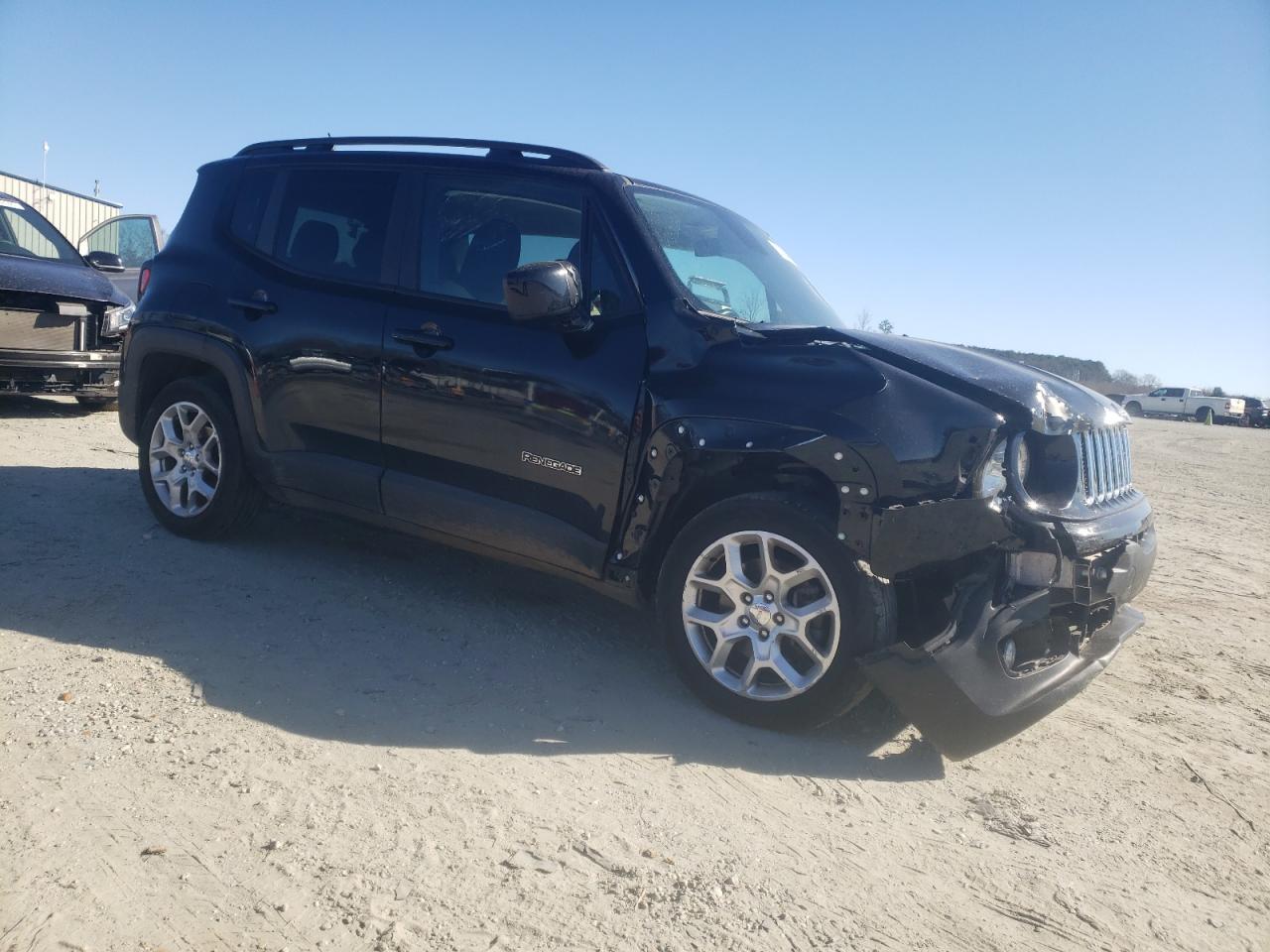 2017 Jeep Renegade - Image 4