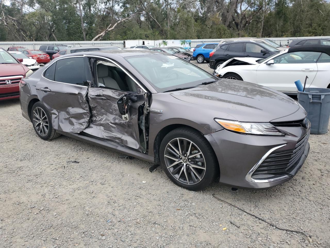 2021 Toyota Camry - Image 4