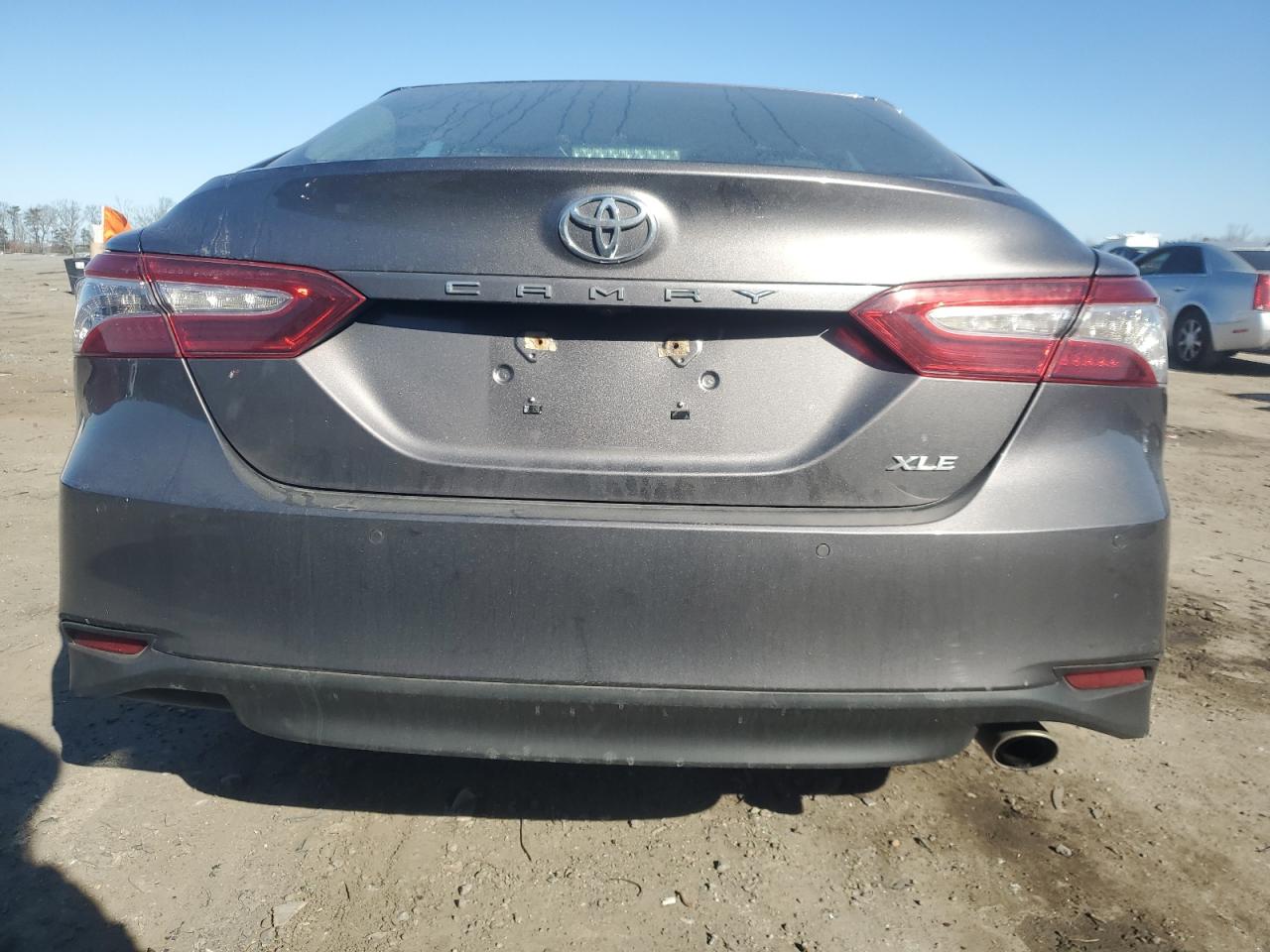 2018 Toyota Camry - Image 6