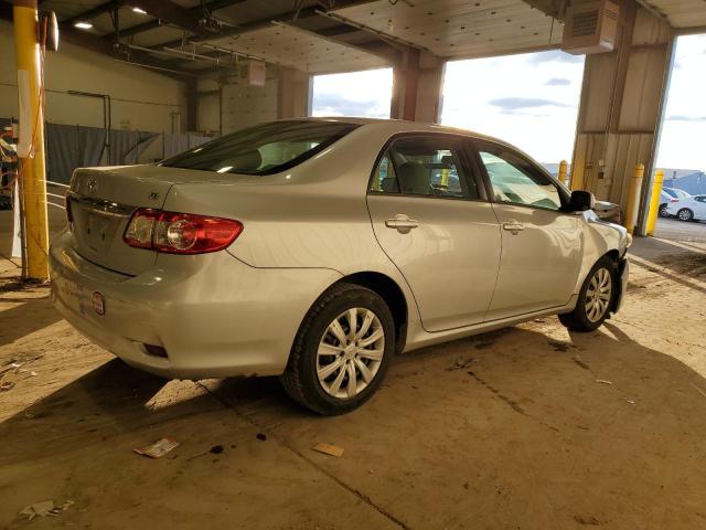  TOYOTA COROLLA 2012 Srebrny