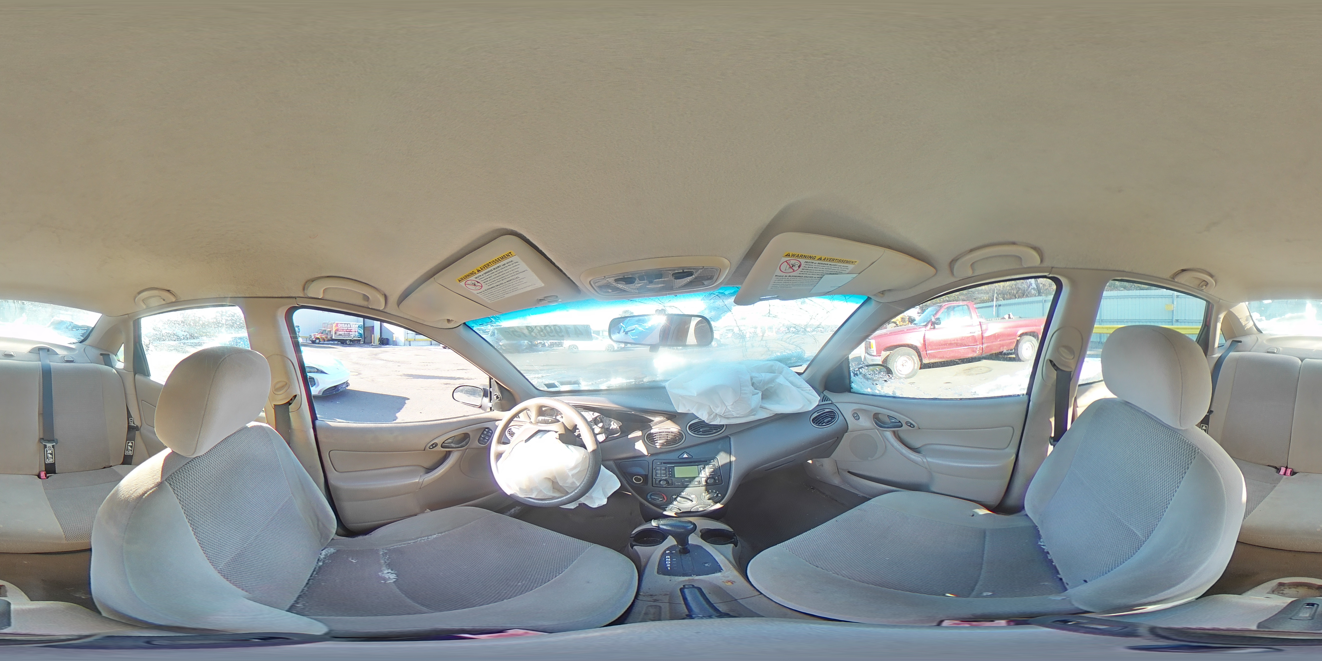 2003 Ford Focus - Image 13