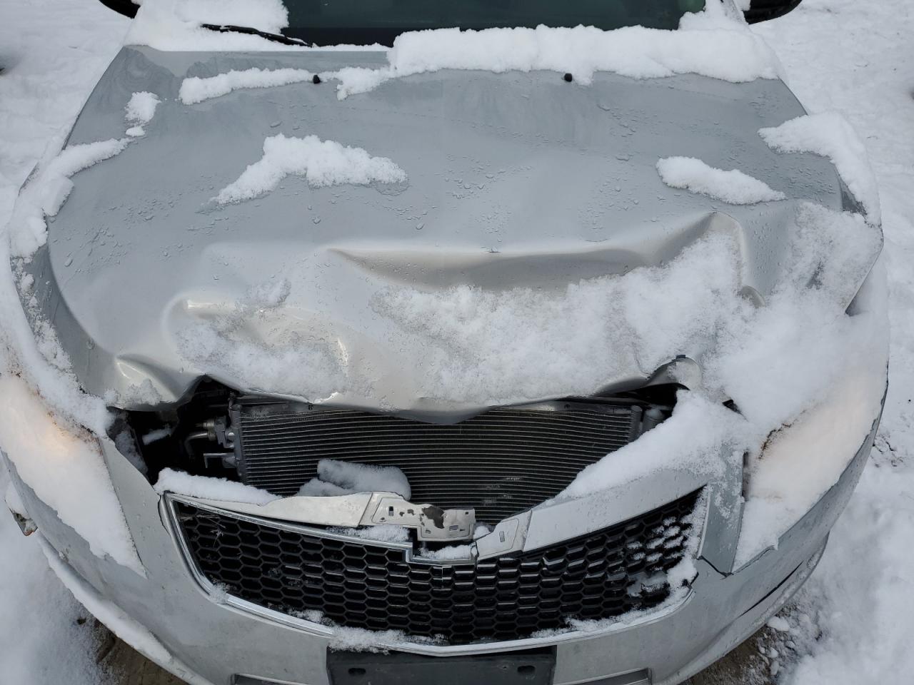 2011 Chevrolet Cruze - Image 11