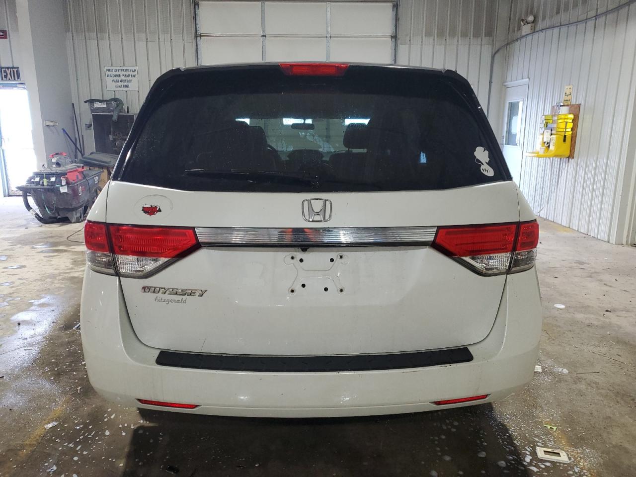2015 Honda Odyssey - Image 6