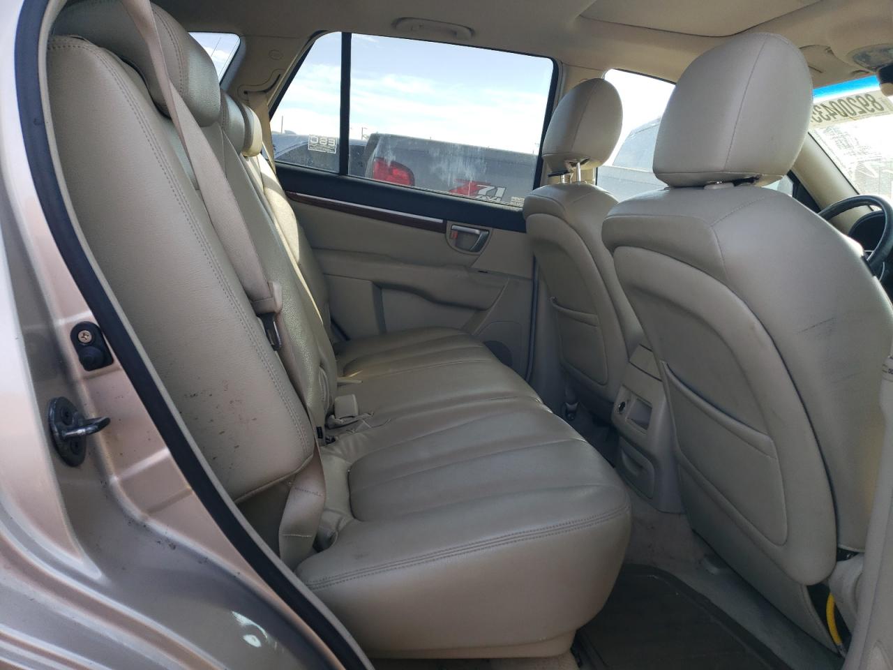 2007 Hyundai Santa Fe - Image 11