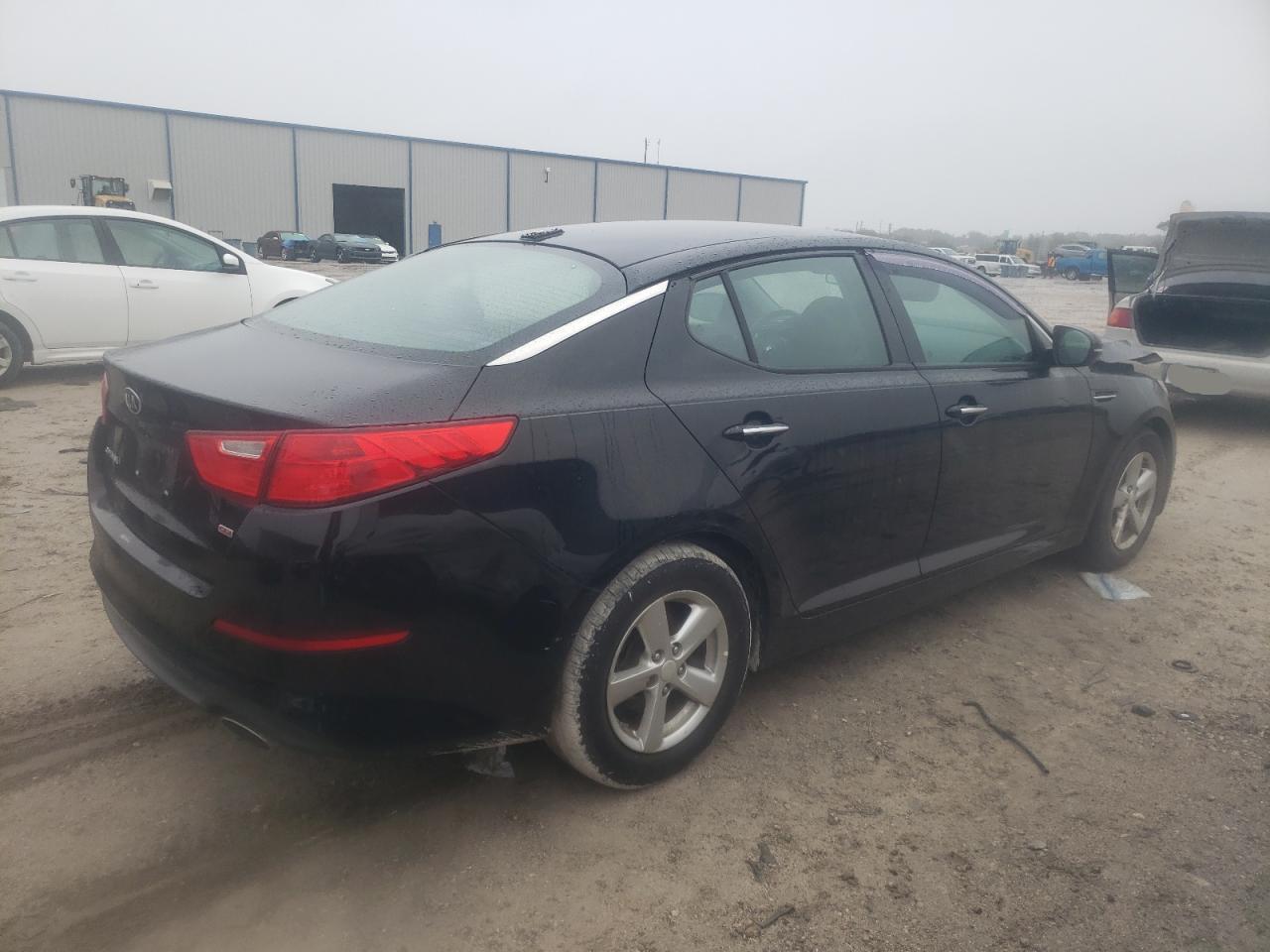 2015 Kia Optima - Image 3