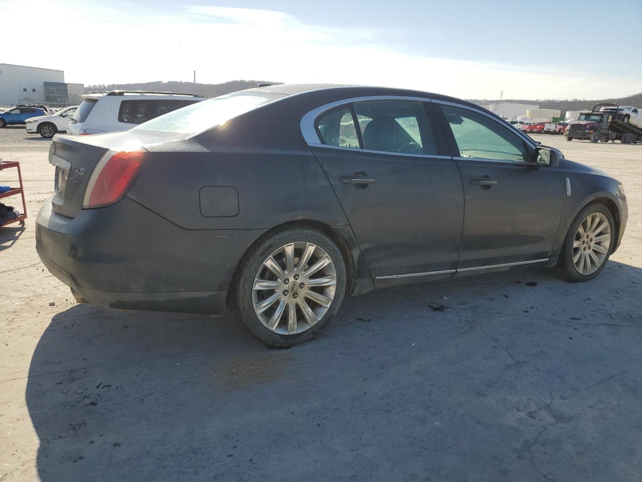 2011 Lincoln MKS - Image 3
