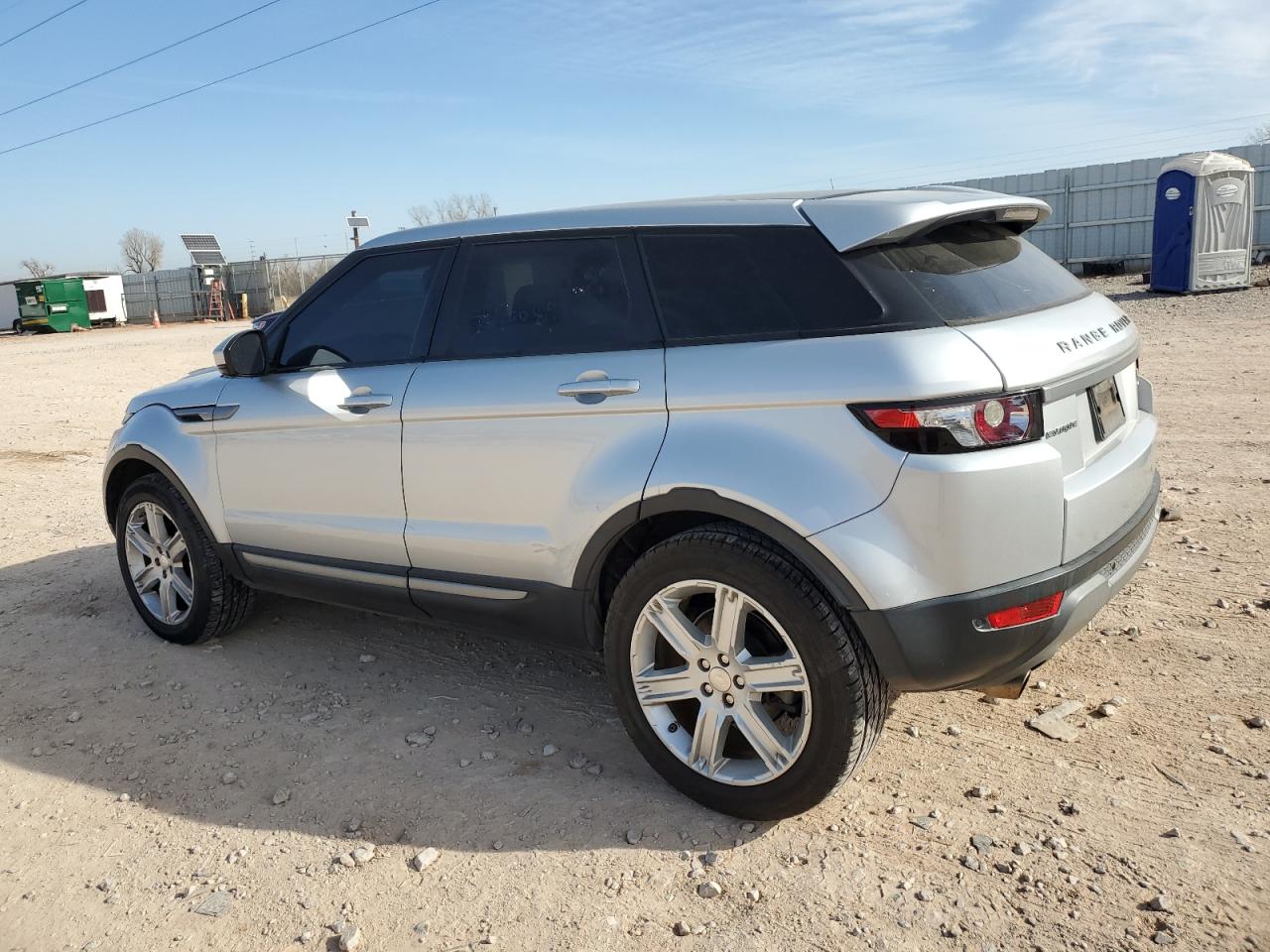 2015 Land Rover Range Rover - Image 2