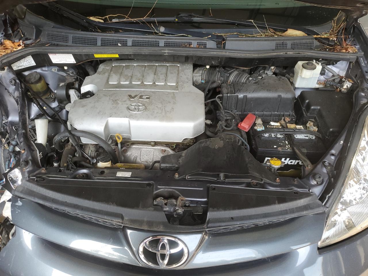 2007 Toyota Sienna - Image 12
