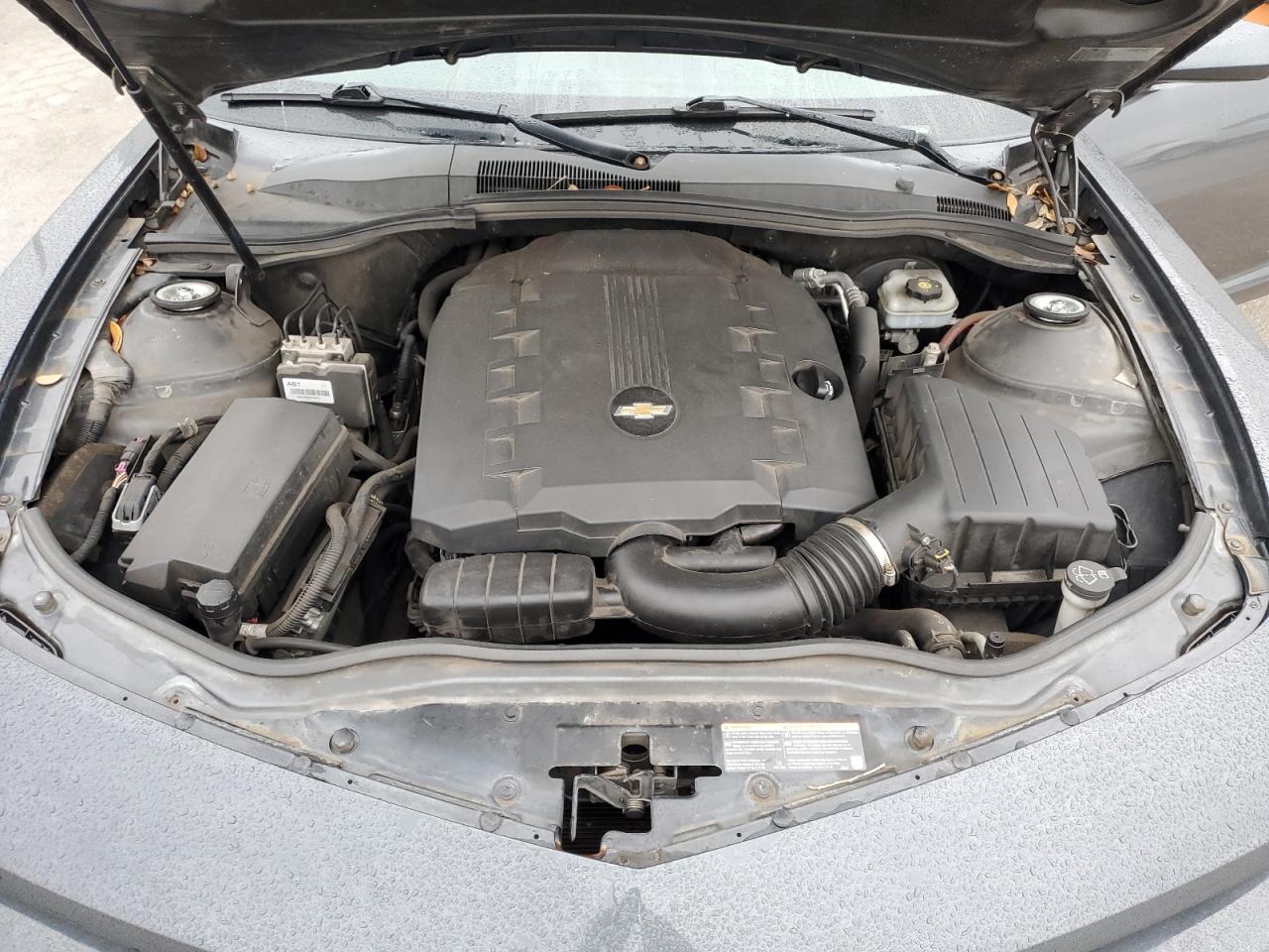 2010 Chevrolet Camaro - Image 11