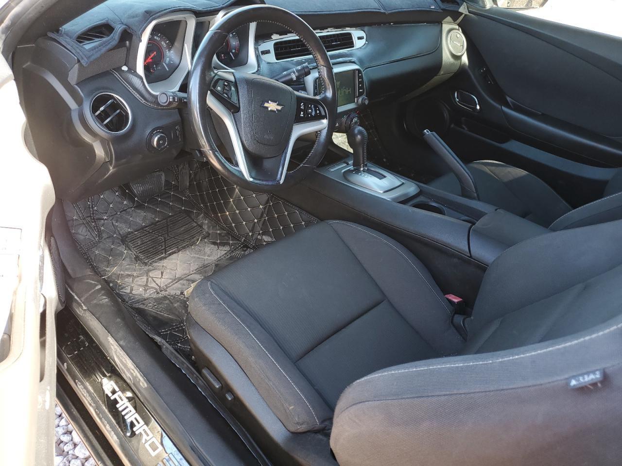 2014 Chevrolet Camaro - Image 8