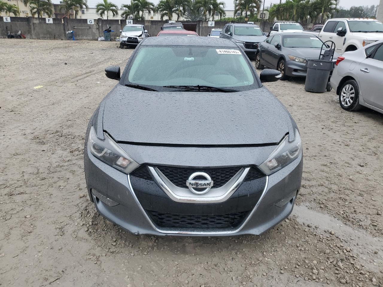 2017 Nissan Maxima - Image 5