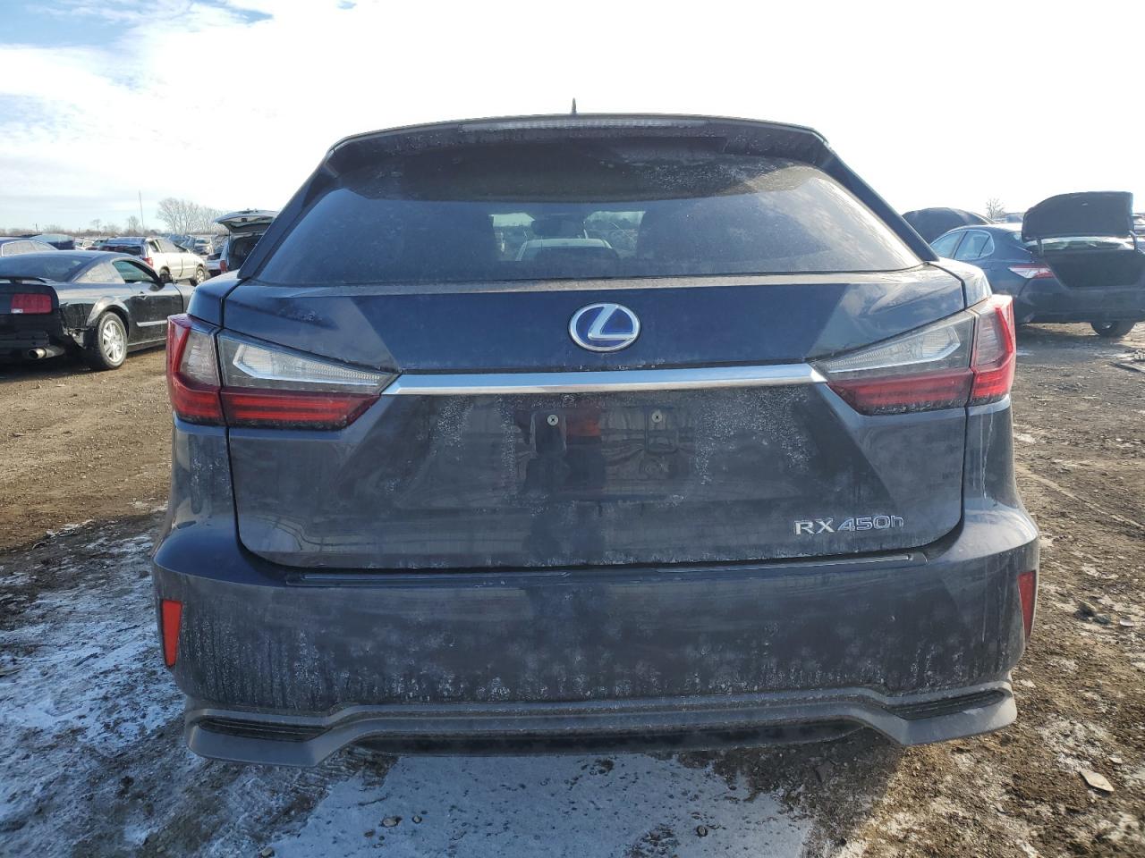 2018 Lexus RX - Image 6