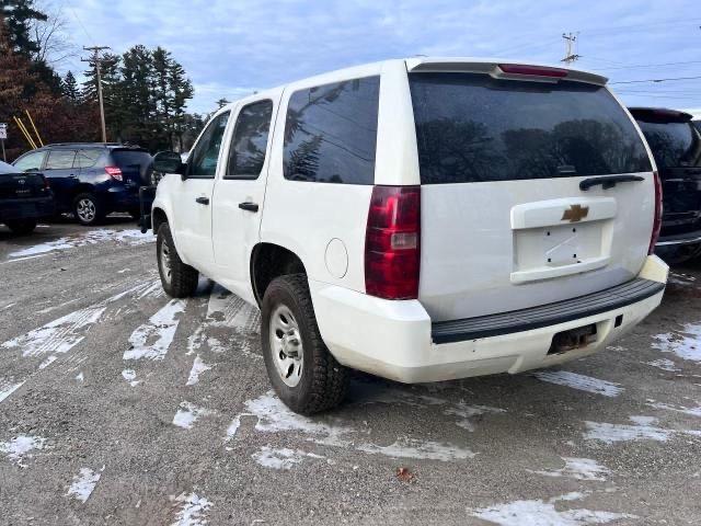 Паркетники CHEVROLET TAHOE 2013 Белый