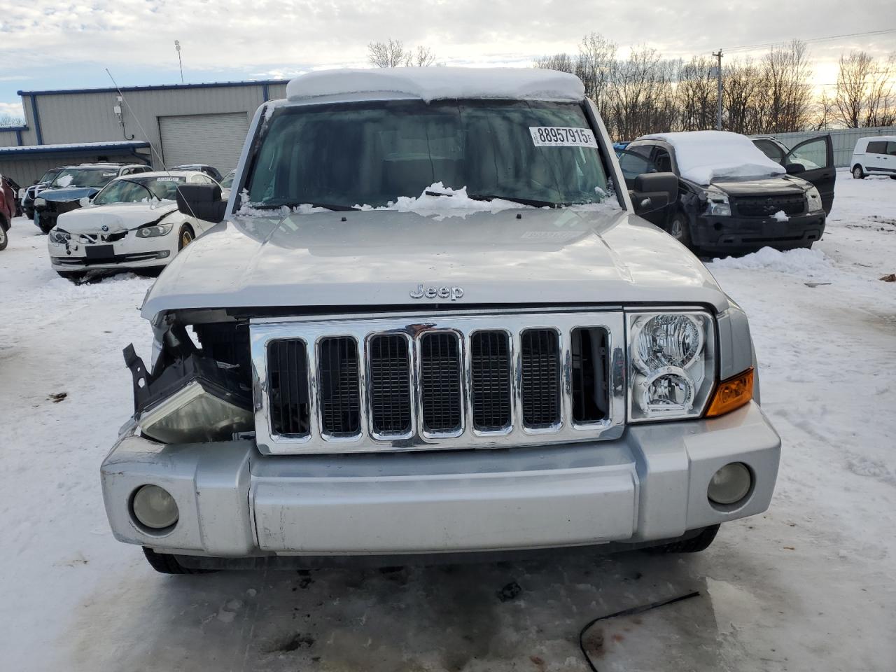 2010 Jeep Commander - Image 5