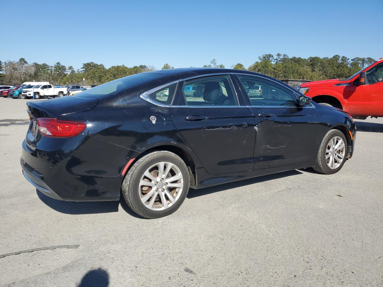 2015 Chrysler 200 - Image 3