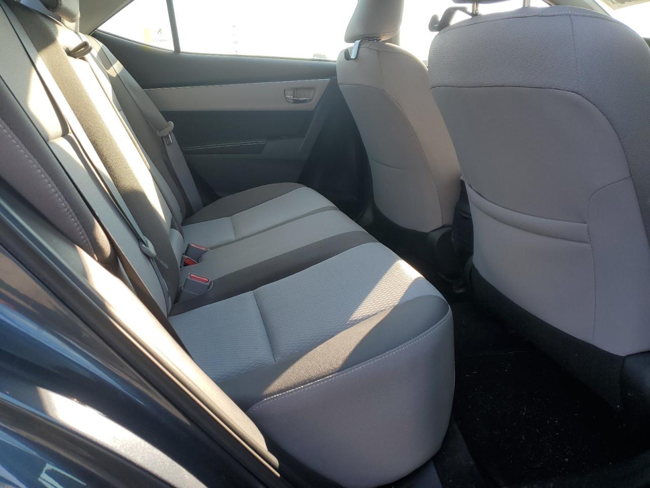 2017 Toyota Corolla - Image 10