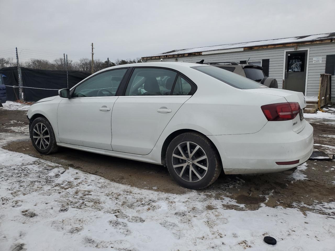 2017 Volkswagen Jetta - Image 2