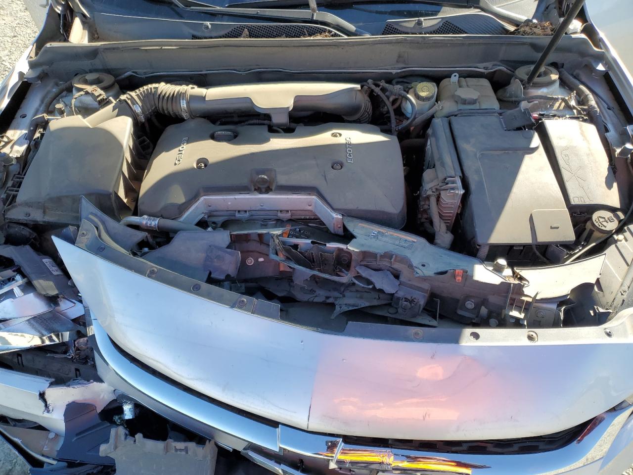 2016 Chevrolet Malibu - Image 13