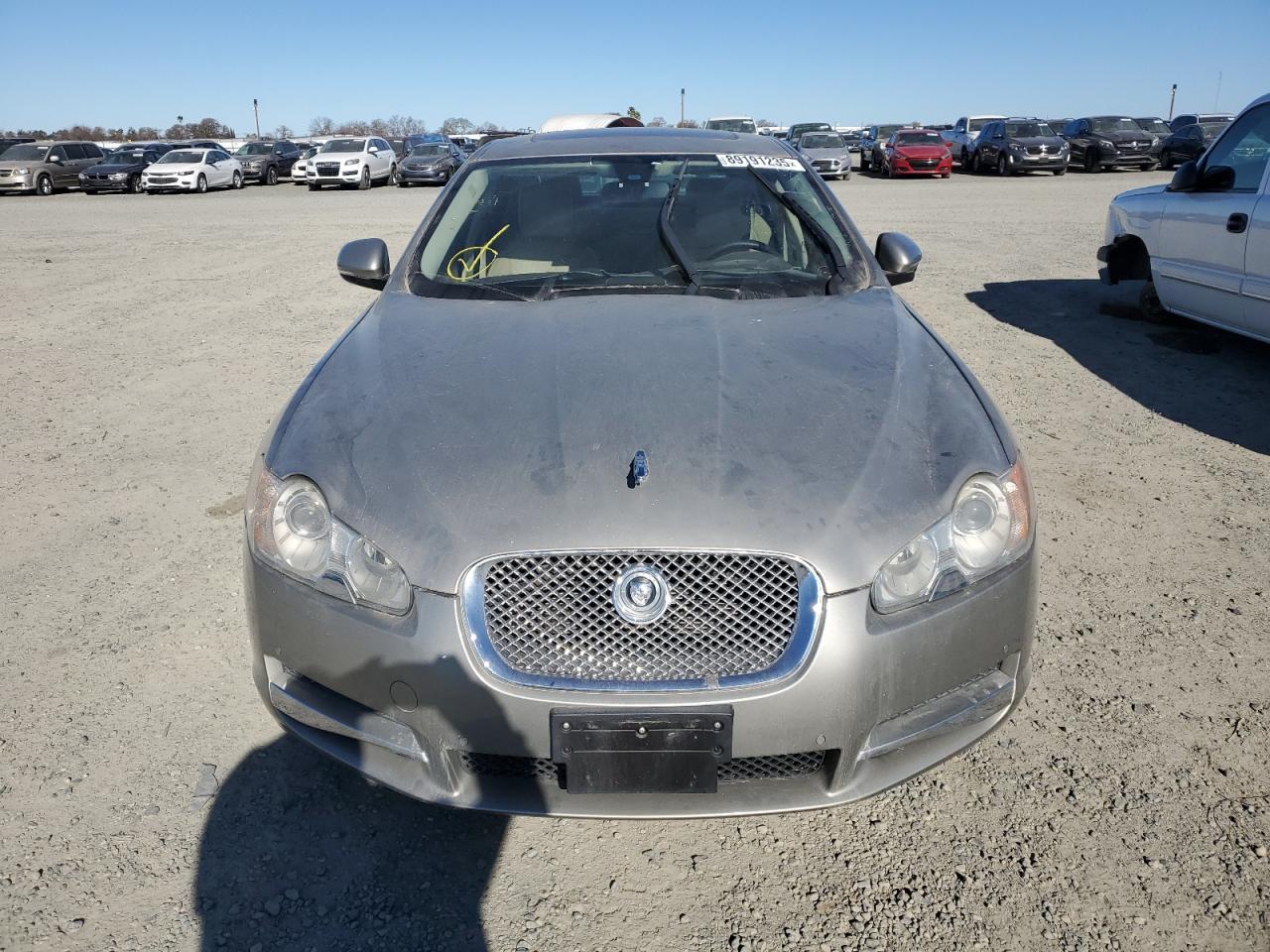 2010 Jaguar XF - Image 5
