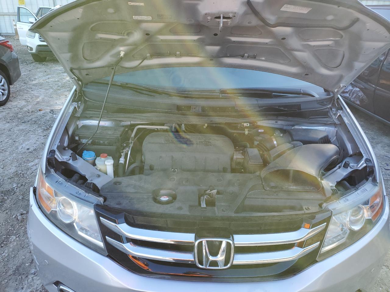 2014 Honda Odyssey - Image 12