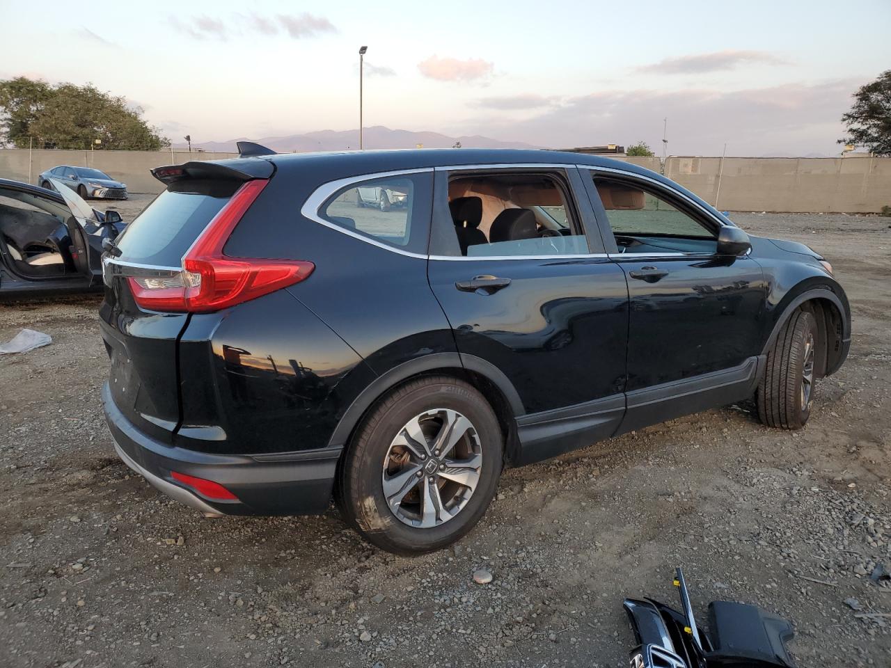 2018 Honda CR-V - Image 3