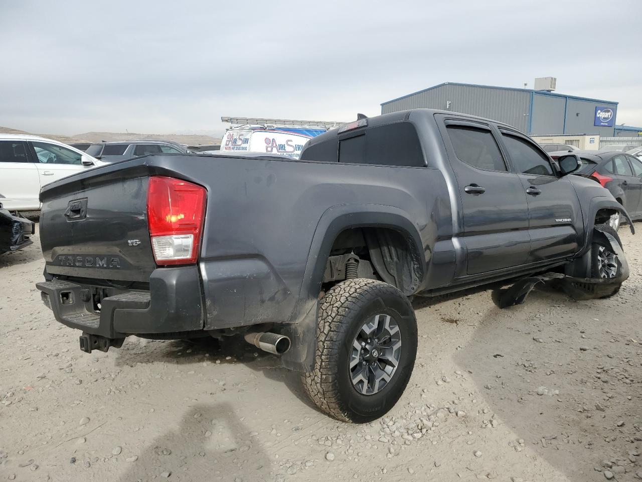 2017 Toyota Tacoma - Image 3