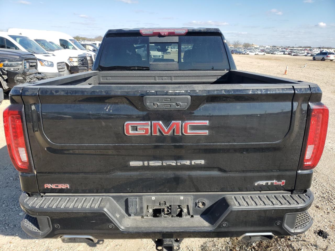 2020 GMC Sierra - Image 10