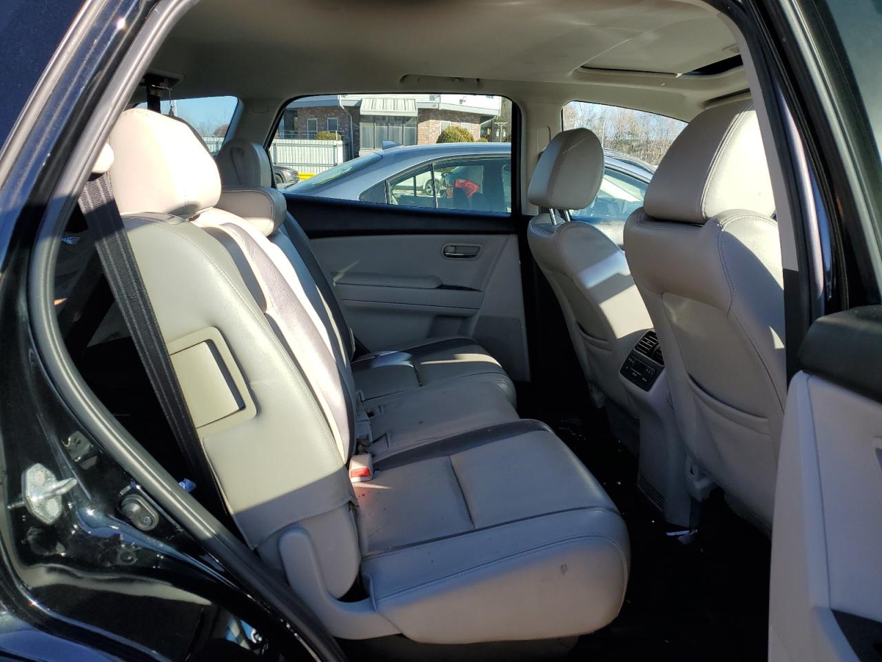 2011 Mazda CX-9 - Image 11
