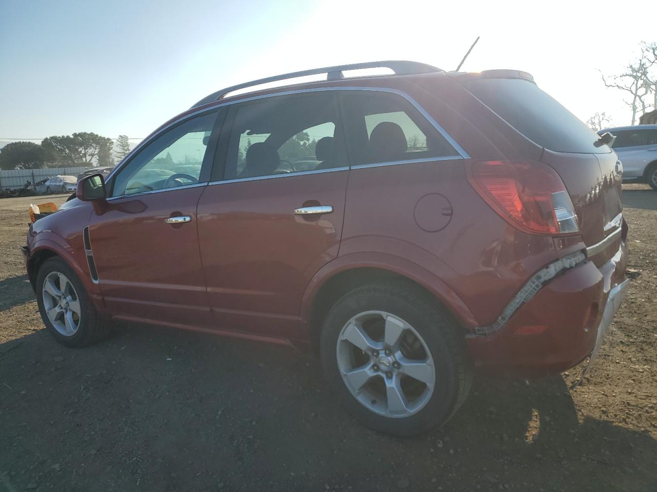 2015 Chevrolet Captiva - Image 2