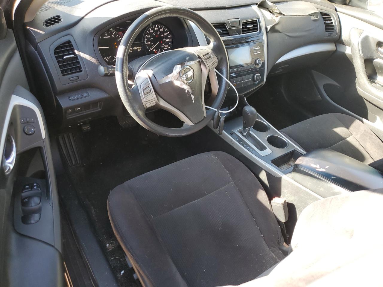2015 Nissan Altima - Image 8