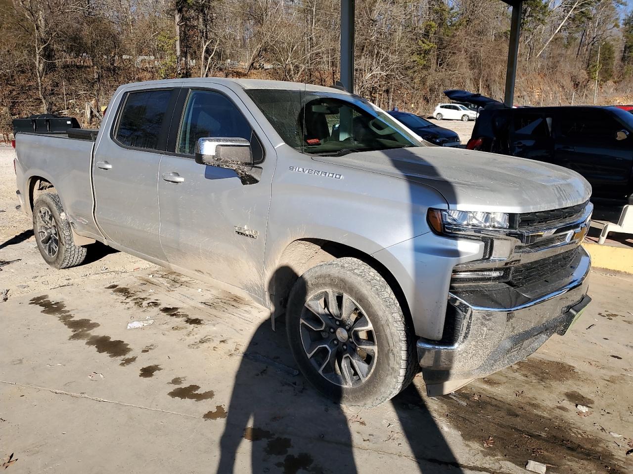 2019 Chevrolet Silverado - Image 4