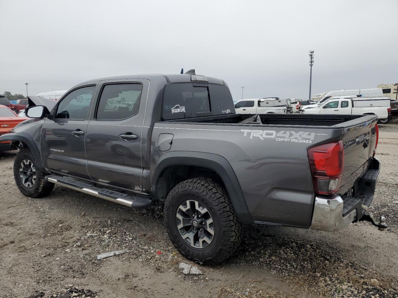 2018 Toyota Tacoma - Image 2