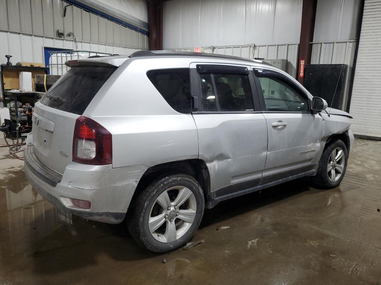 2014 Jeep Compass - Image 3
