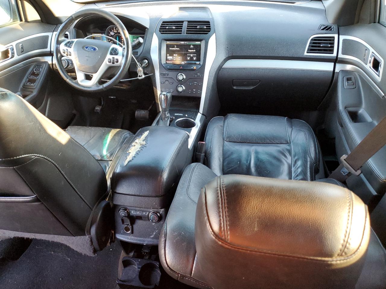 2012 Ford Explorer - Image 8