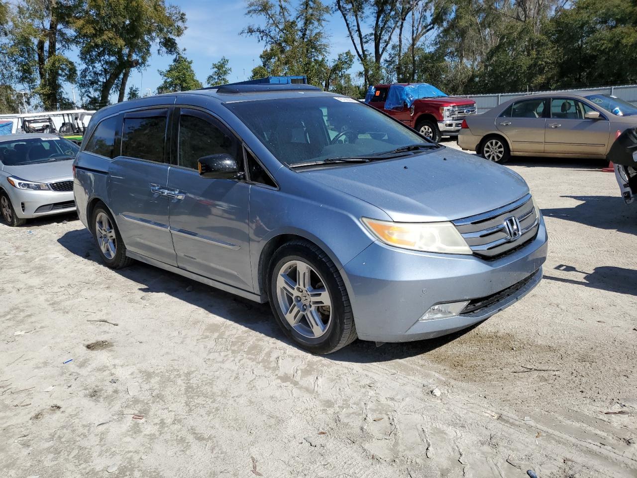 2011 Honda Odyssey - Image 4