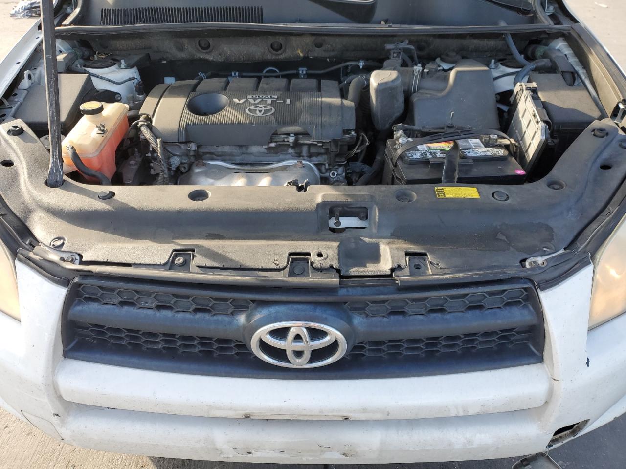 2010 Toyota RAV 4 - Image 13