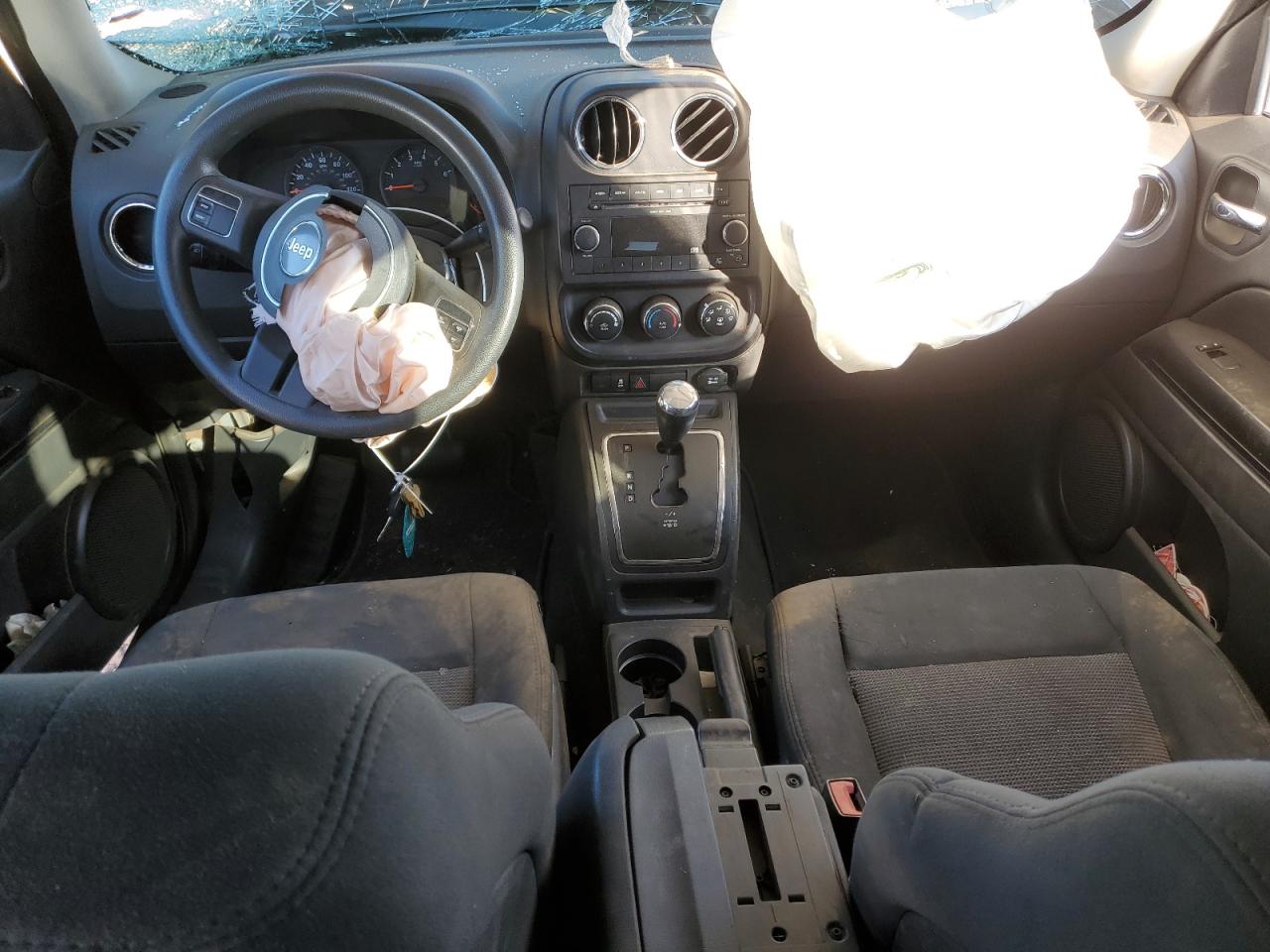 2011 Jeep Liberty (Patriot) - Image 8