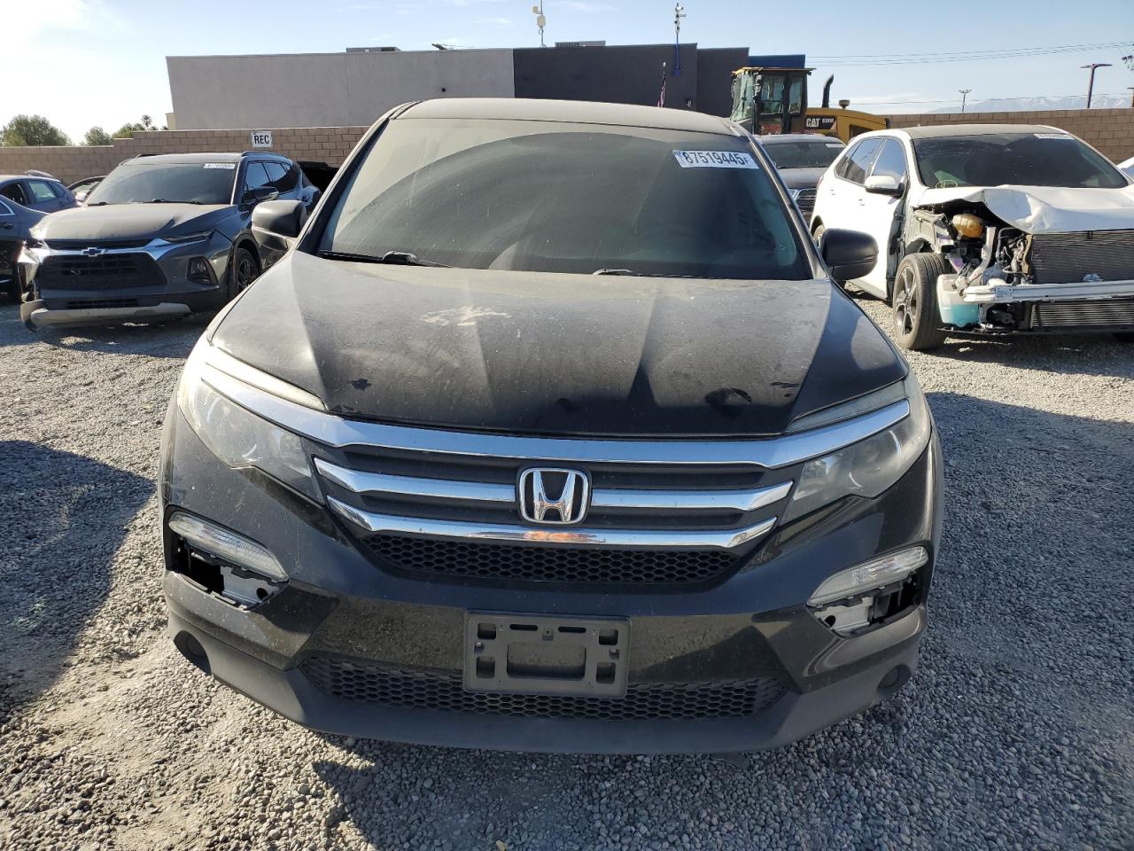 2018 Honda Pilot - Image 5
