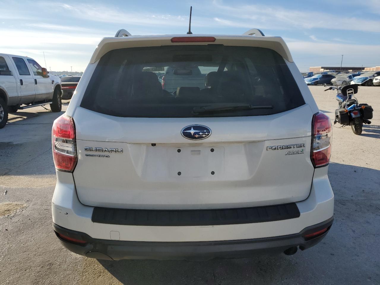 2014 Subaru Forester - Image 6