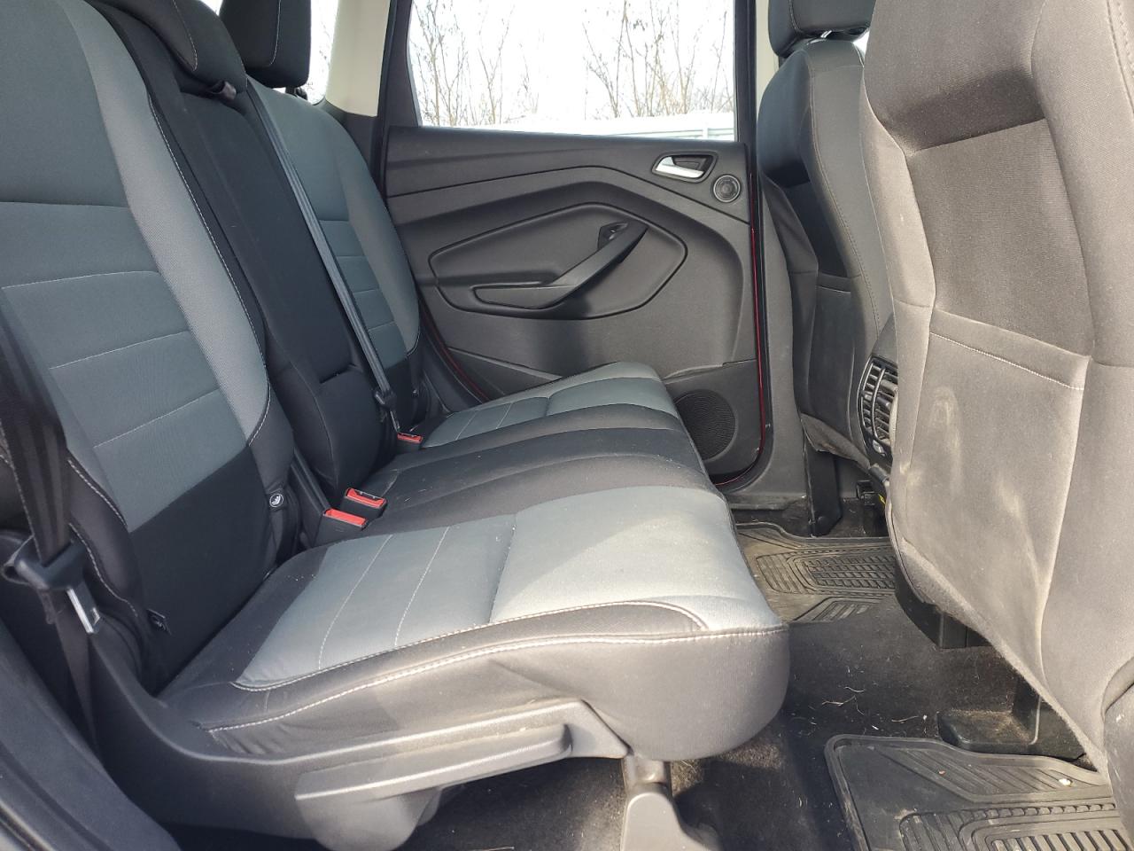 2016 Ford Escape - Image 11