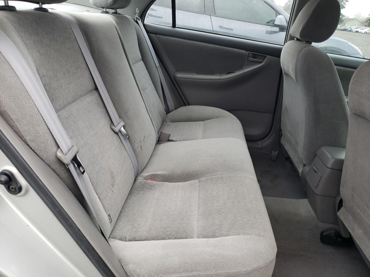 2004 Toyota Corolla - Image 10