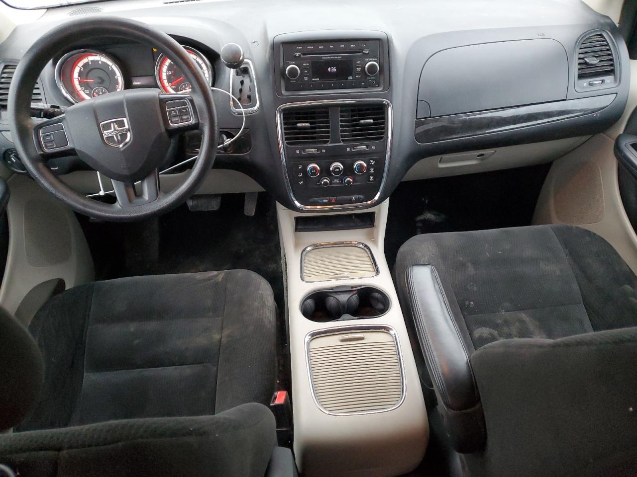 2016 Dodge Caravan - Image 8