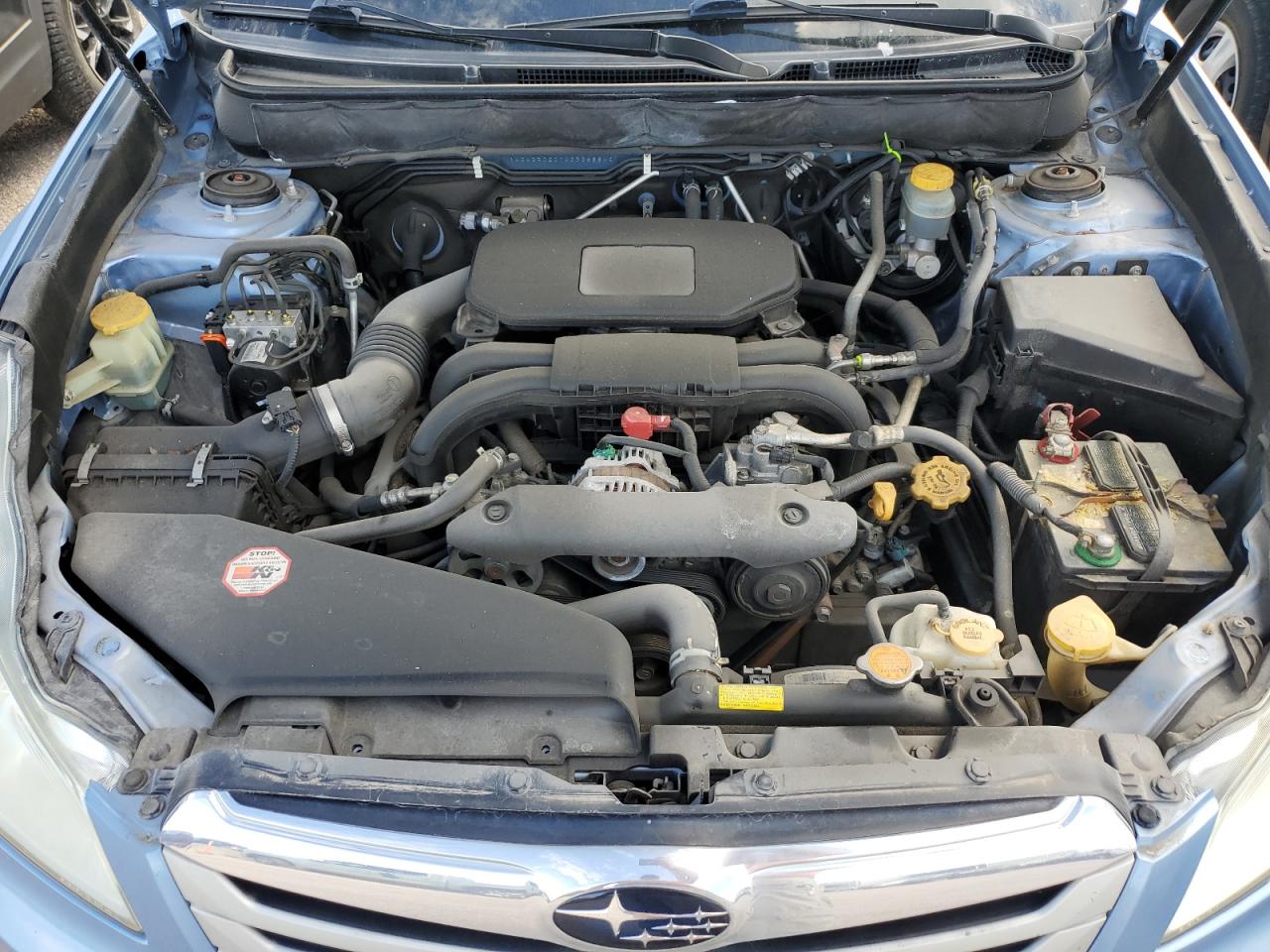 2010 Subaru Outback - Image 12