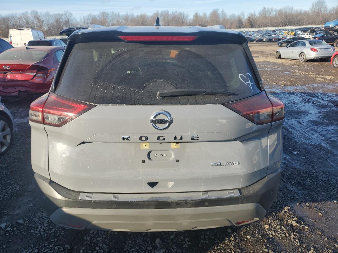 2021 Nissan Rogue - Image 6