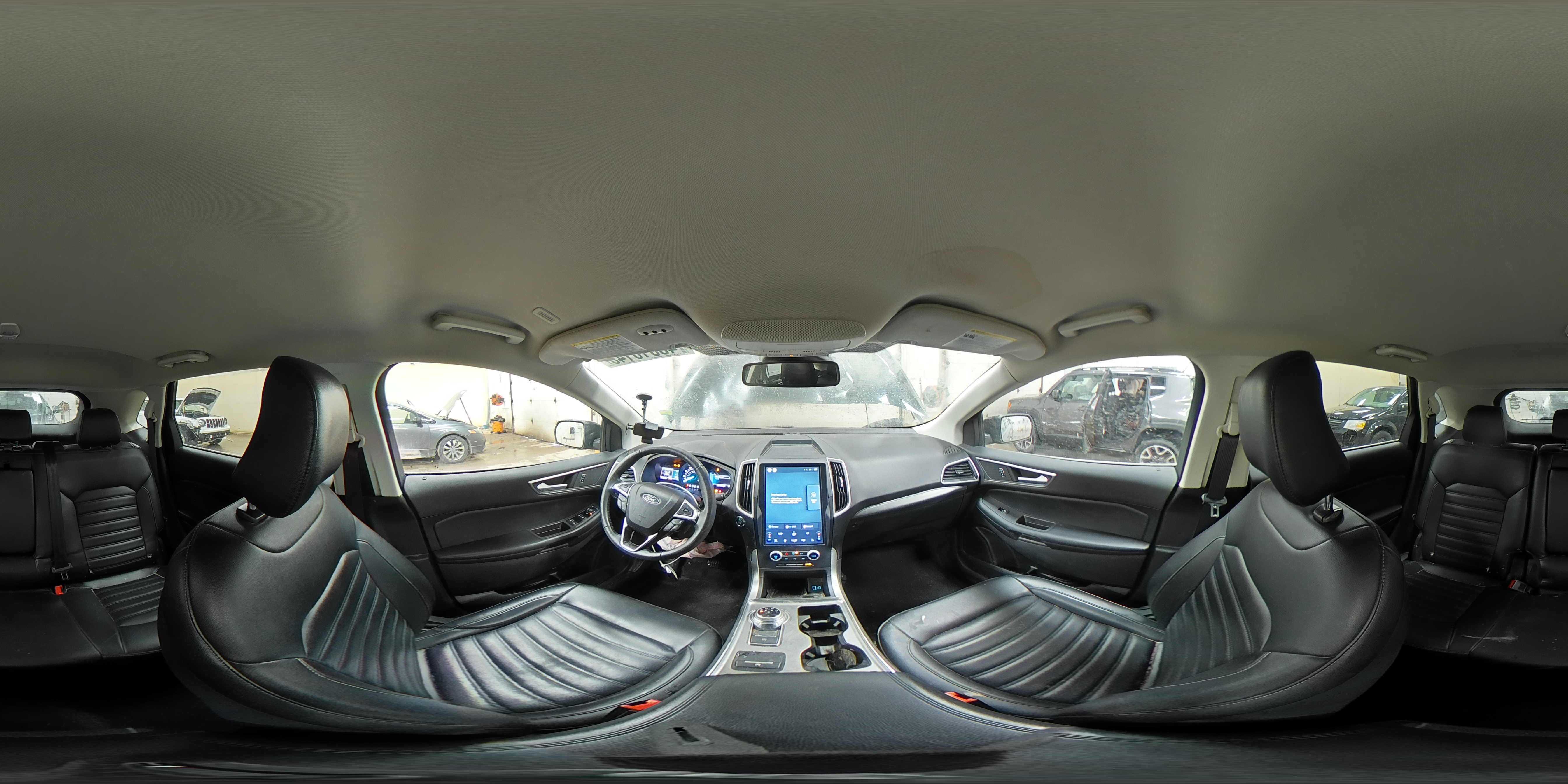 2022 Ford Edge - Image 15