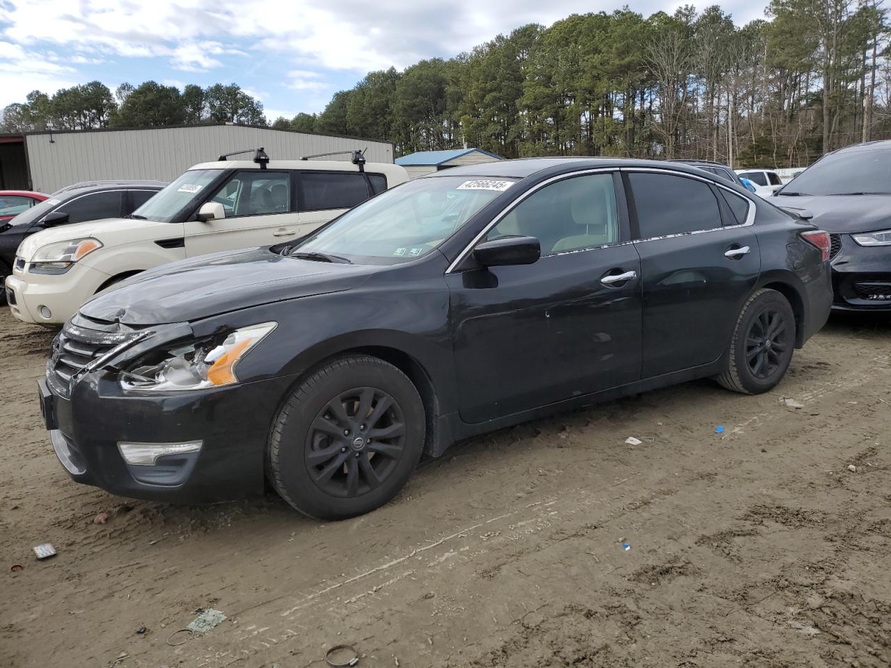 2015 Nissan Altima - Image 1