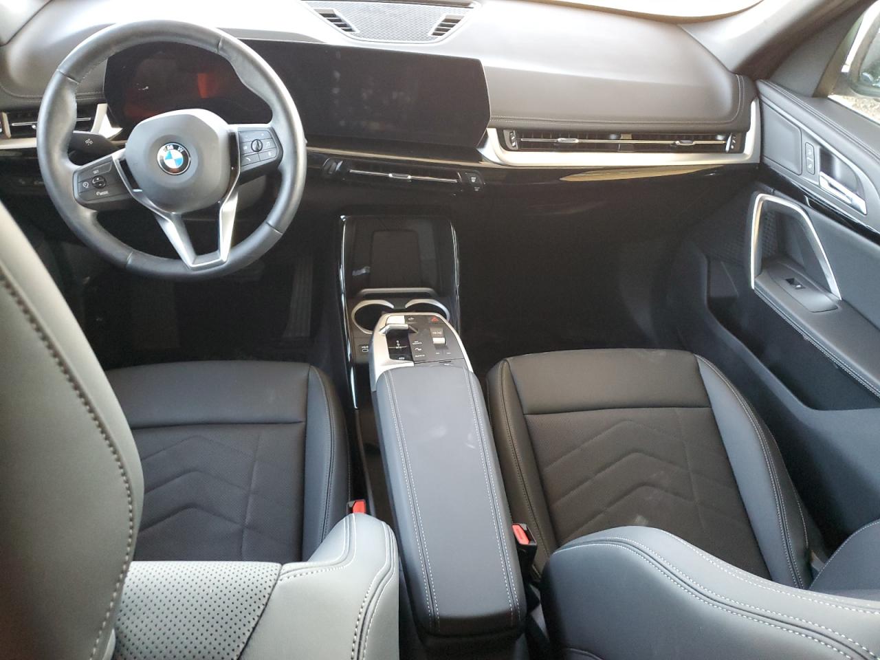 2024 BMW X1 - Image 8