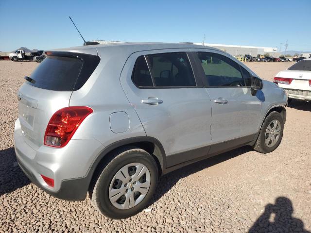 Паркетники CHEVROLET TRAX 2017 Серебристый