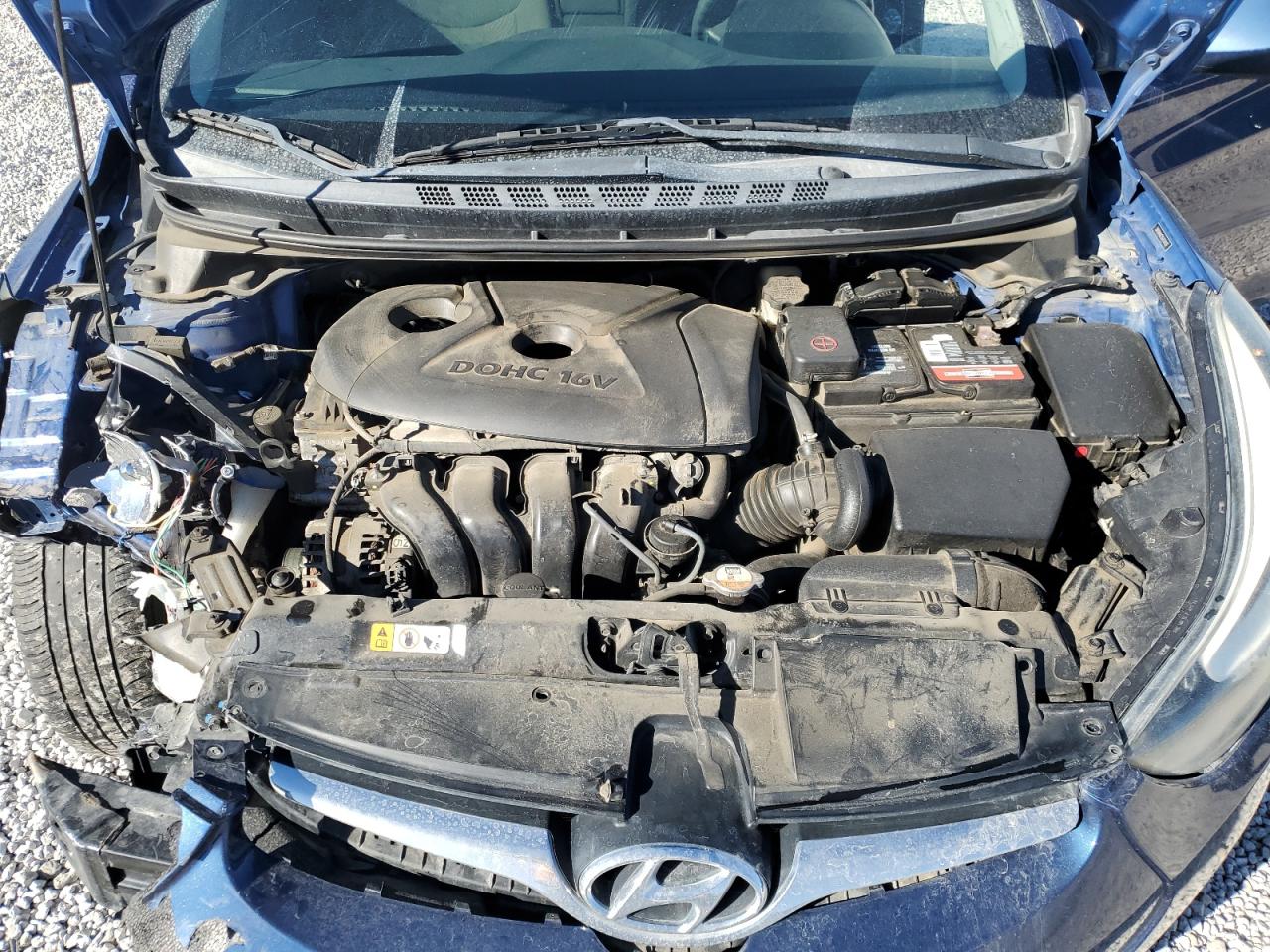 2016 Hyundai Elantra - Image 13